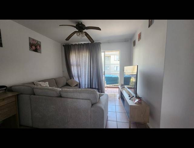 1 BEDROOM PROPERTY TO RENT IN NORTH BEACH